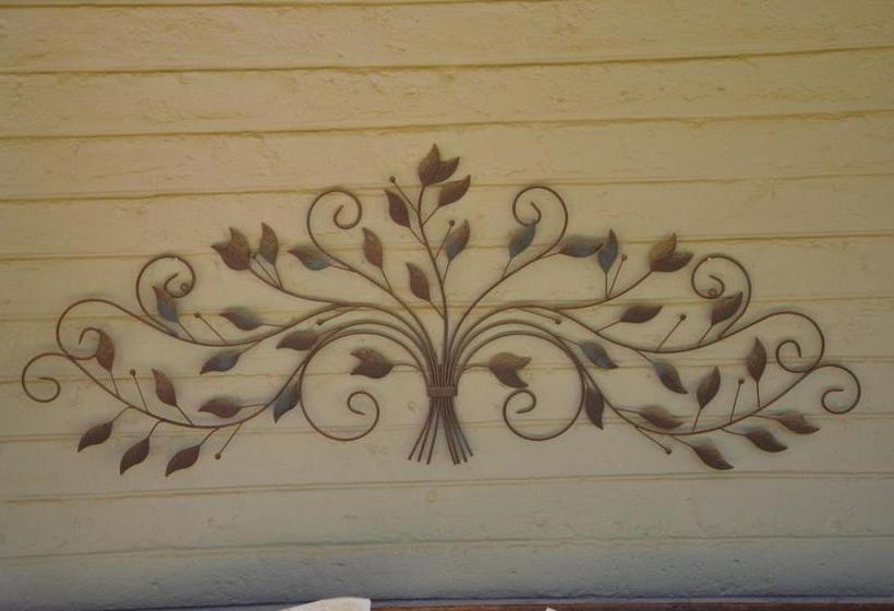 פנסיון Dusk To Dawn Garden Court Burgersdorp