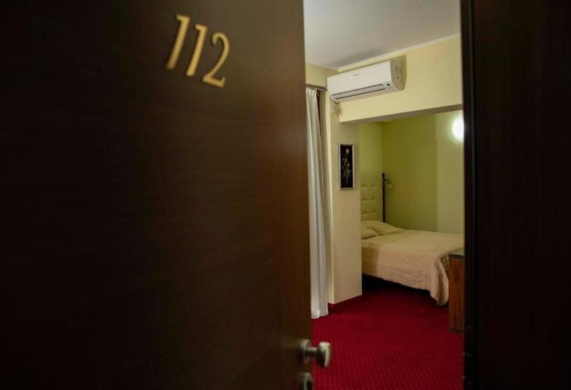 פנסיון Bello Lounge