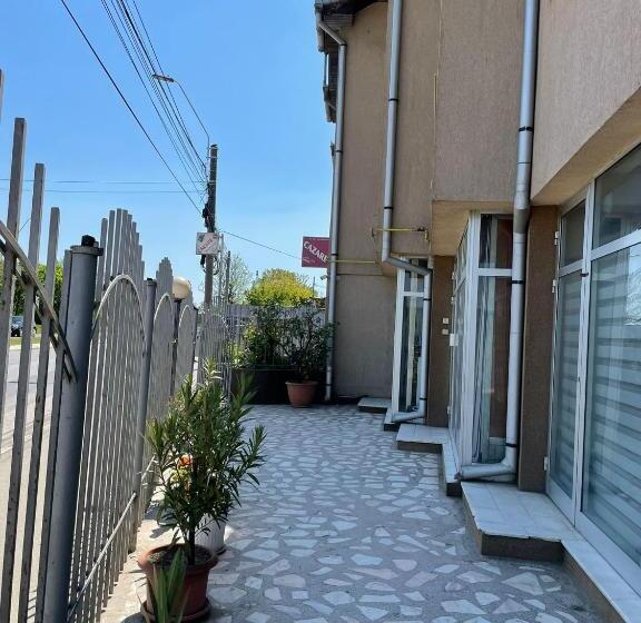 Pensiunea Floare De Colt