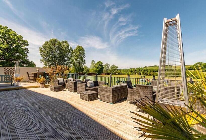 אתר נופש Fingle Glen Lodges
