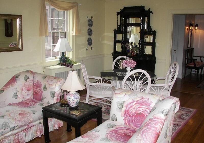 ベッドアンドブレックファースト Longacre Of Appomattox