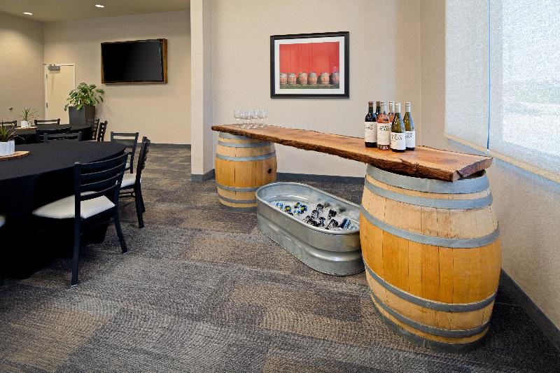 Holiday Inn Express Hotel & Suites Atascadero, An Ihg