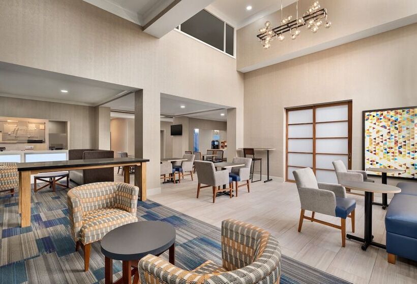 Holiday Inn Express Hotel & Suites Auburn   University Area, An Ihg