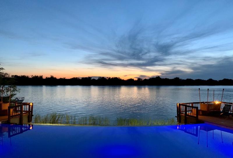 هتل The David Livingstone Safari Lodge & Spa