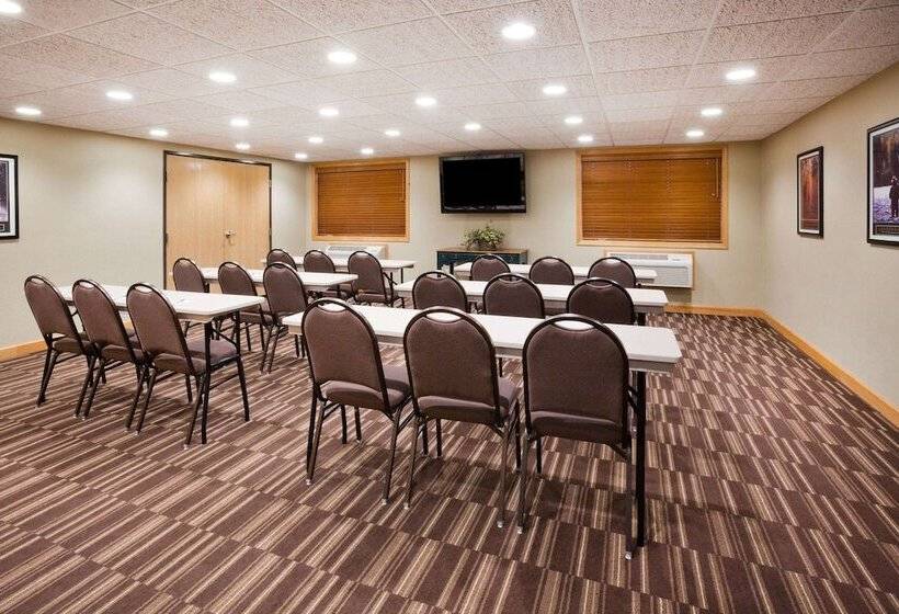 فندق Americinn By Wyndham Sartell