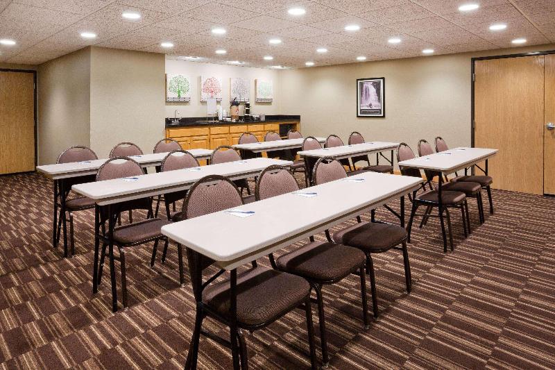 فندق Americinn By Wyndham Sartell