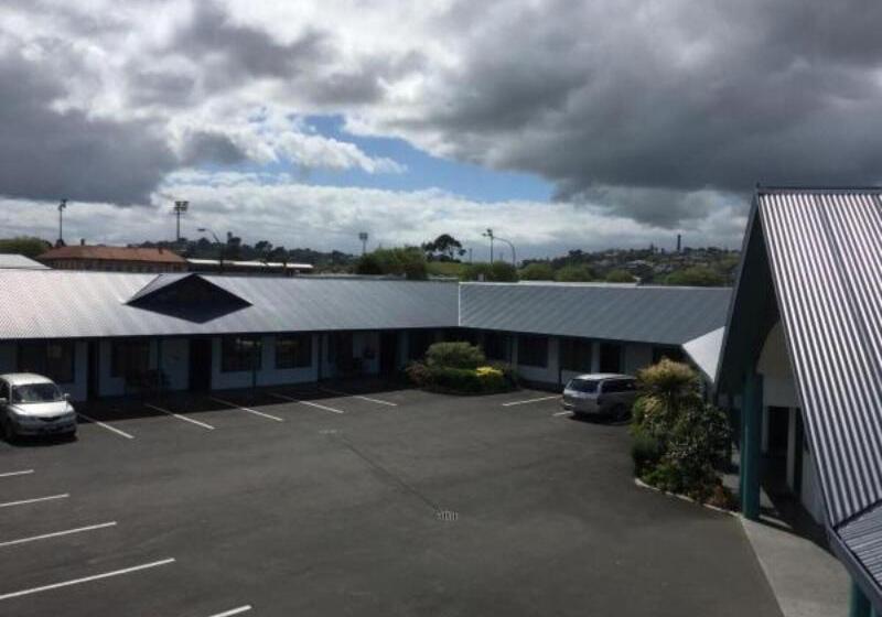 בית מלון כפרי Asure Cooks Gardens Motor Lodge