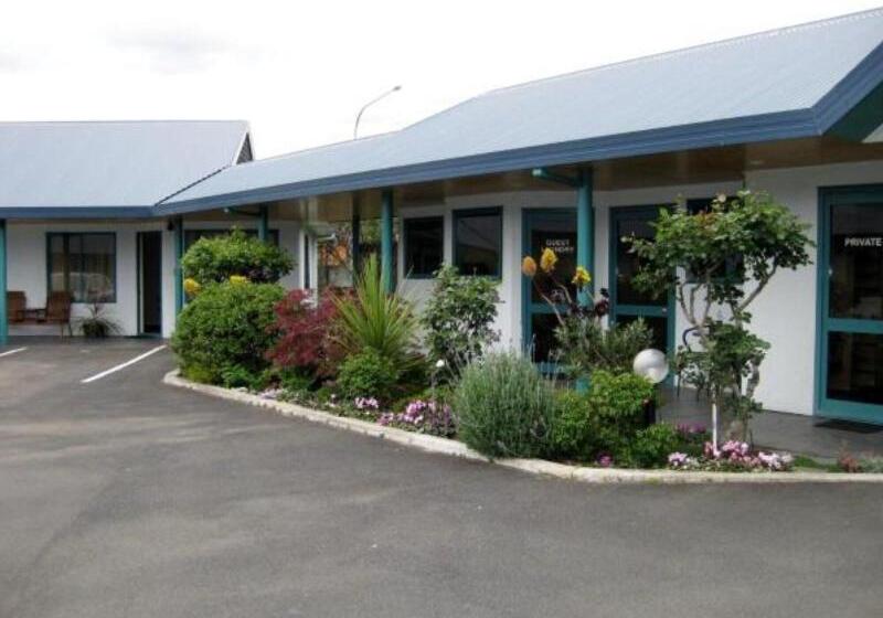 בית מלון כפרי Asure Cooks Gardens Motor Lodge