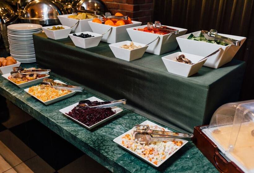 هتل Benefit Plaza Congress