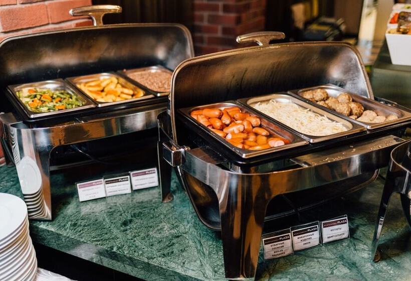 هتل Benefit Plaza Congress