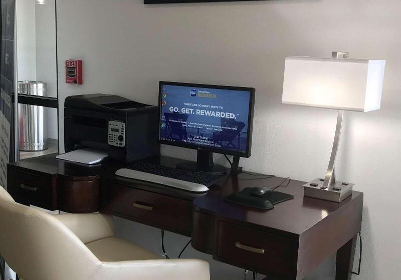 Отель Best Western Brookfield