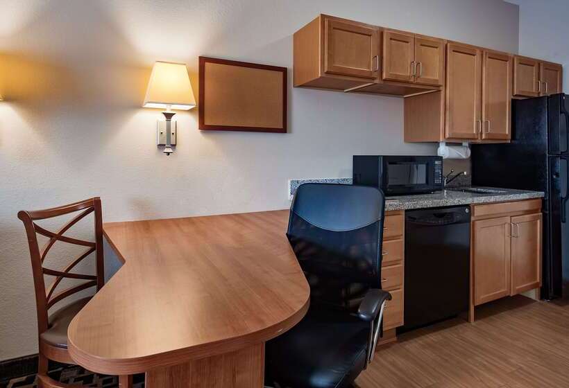 فندق Best Western Plus Wausau Rothschild