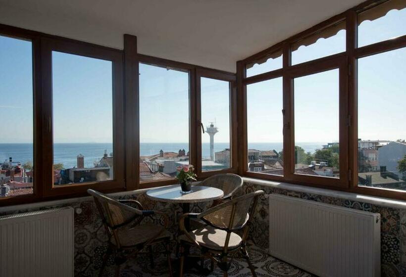 Big Orange Hotel Old City