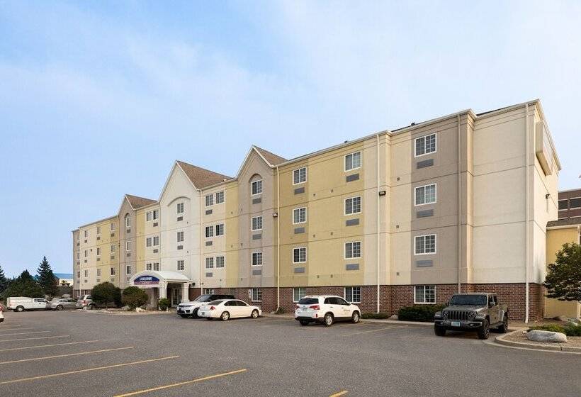 בית מלון כפרי Candlewood Suites Bismarck