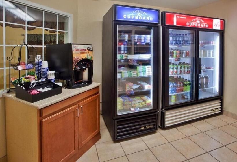 Отель Candlewood Suites Augusta, An Ihg