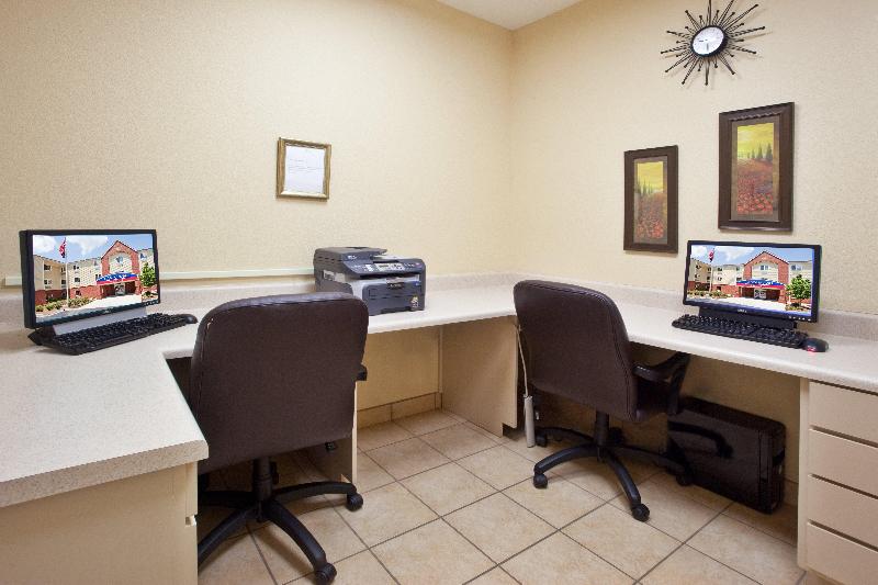 Отель Candlewood Suites Augusta, An Ihg