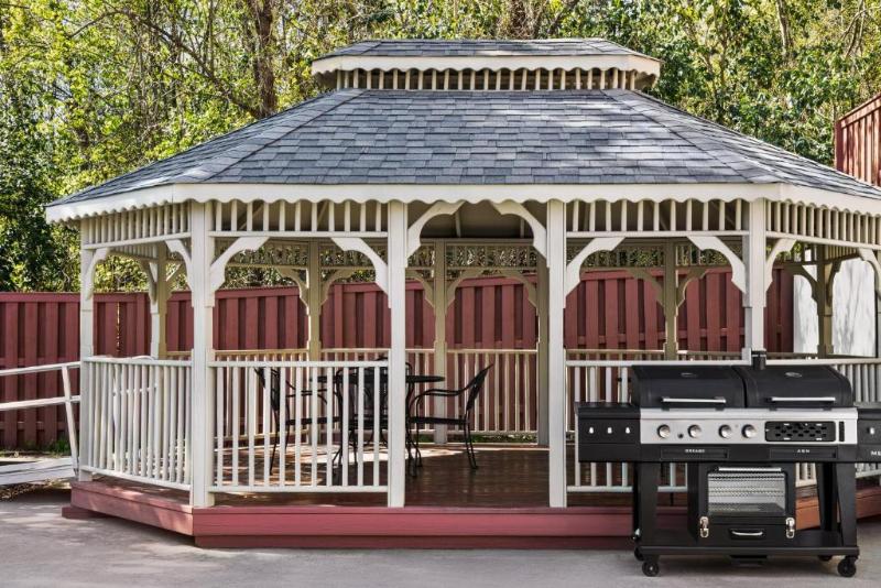 Отель Candlewood Suites Augusta, An Ihg