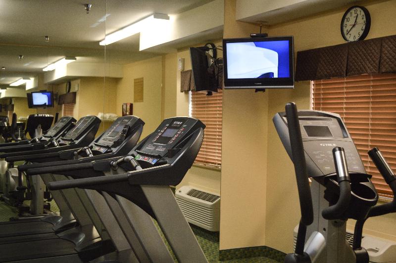 Отель Candlewood Suites Augusta, An Ihg