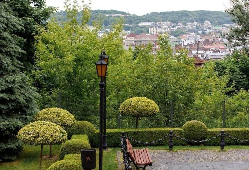 هتل Citadel Gastro Boutique