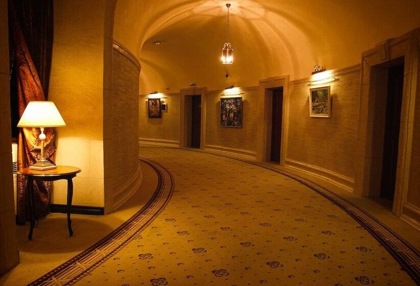 هتل Citadel Gastro Boutique