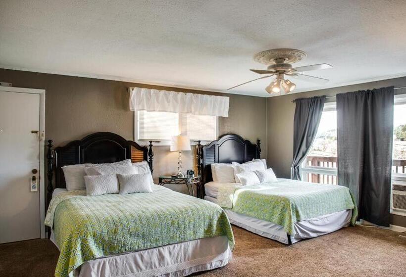 فندق Cliff Dwellers Inn