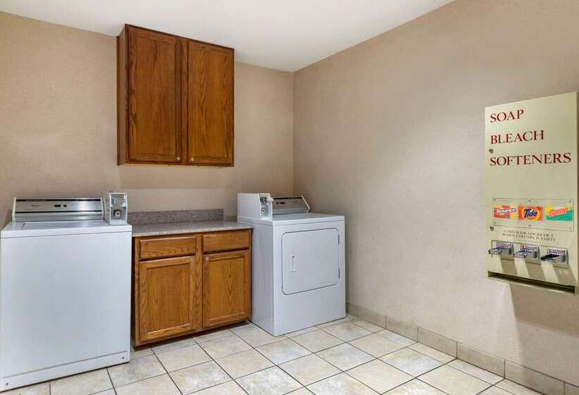 Отель Comfort Inn & Suites Texas Hill Country