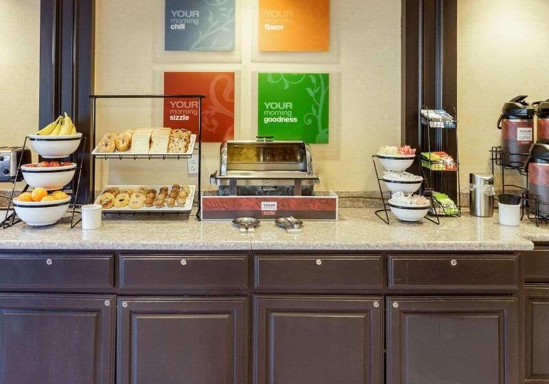 Отель Comfort Inn & Suites Texas Hill Country