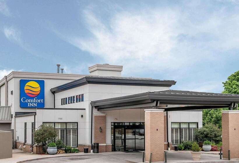 ホテル Comfort Inn Bloomington Near University