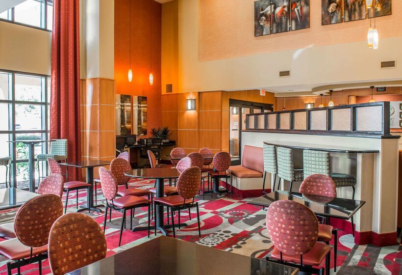 酒店 Comfort Suites Panama City Near Tyndall Afb