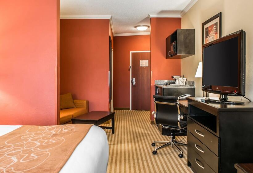 酒店 Comfort Suites Panama City Near Tyndall Afb
