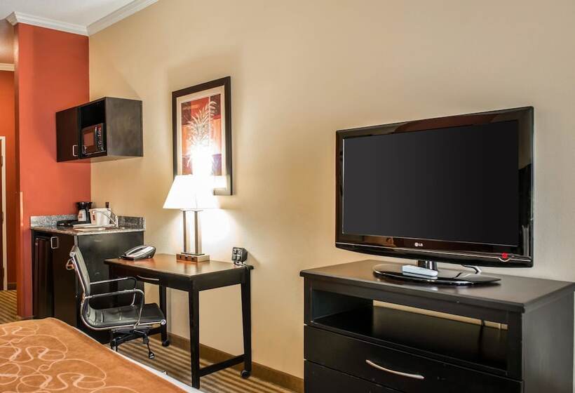 酒店 Comfort Suites Panama City Near Tyndall Afb