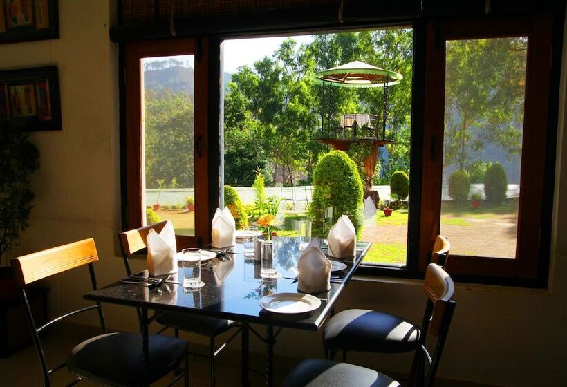 בית מלון כפרי Country Inn Sattal