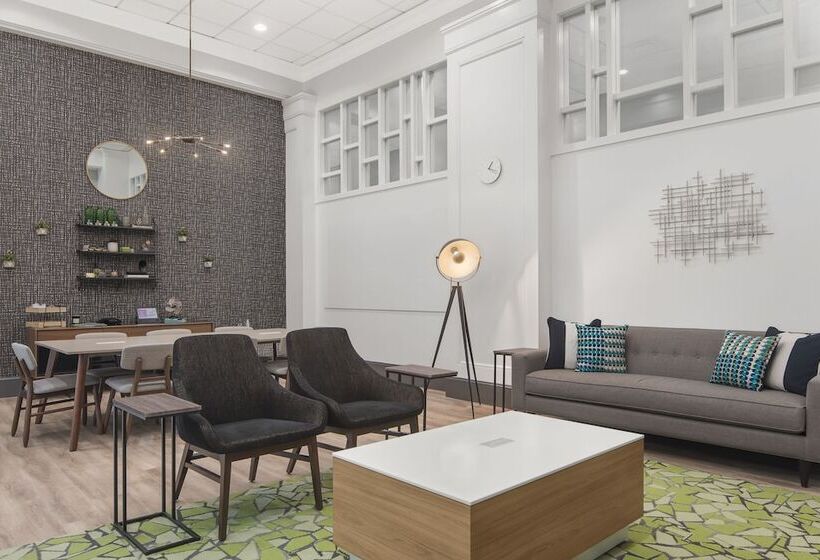 Отель Crowne Plaza Greenville, An Ihg