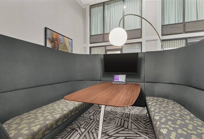 Отель Crowne Plaza Greenville, An Ihg