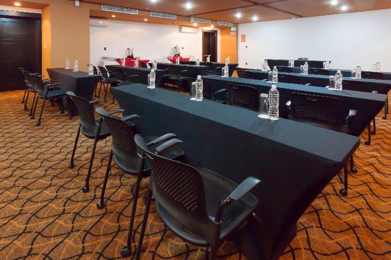 Отель Hilton Queretaro