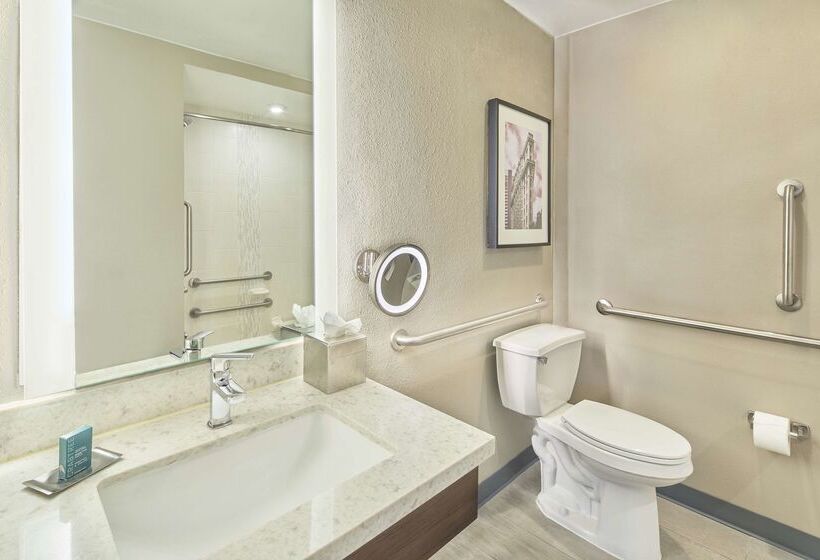 فندق Doubletree By Hilton Atlanta  Alpharetta