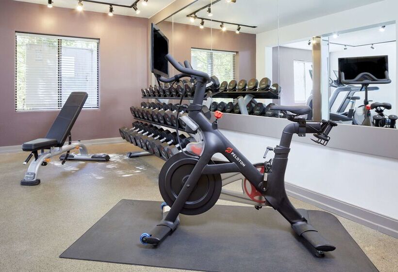 فندق Doubletree By Hilton Atlanta  Alpharetta