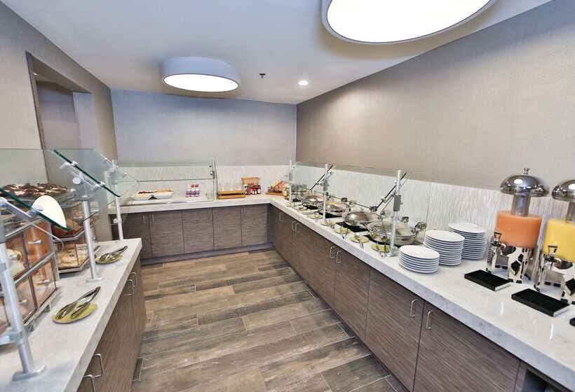 فندق Doubletree By Hilton Atlanta  Alpharetta