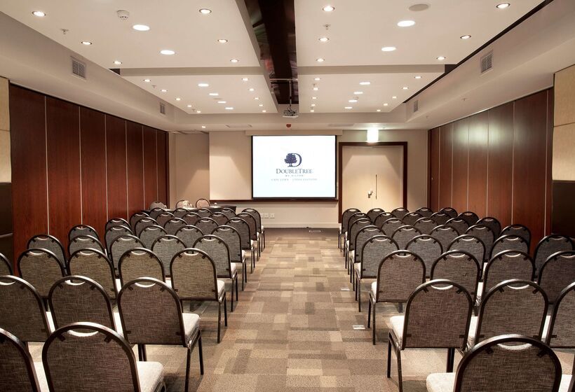 فندق Doubletree By Hilton Cape Town Upper Eastside