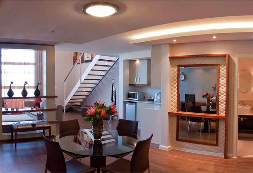 호텔 Doubletree By Hilton Cape Town Upper Eastside