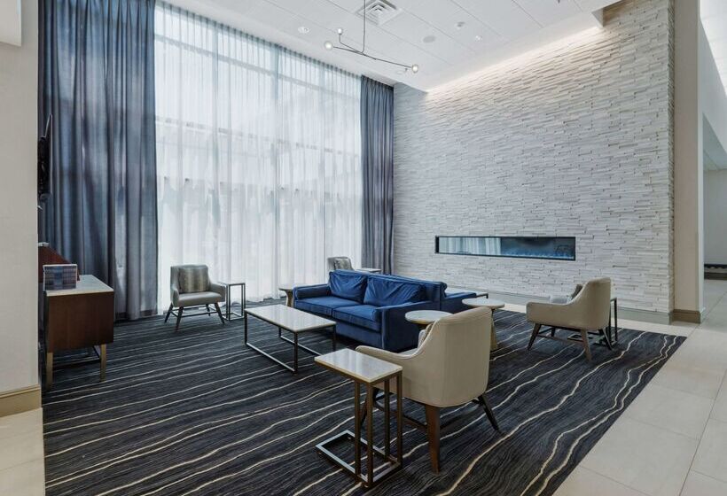 Doubletree By Hilton Hotel Charlottesville