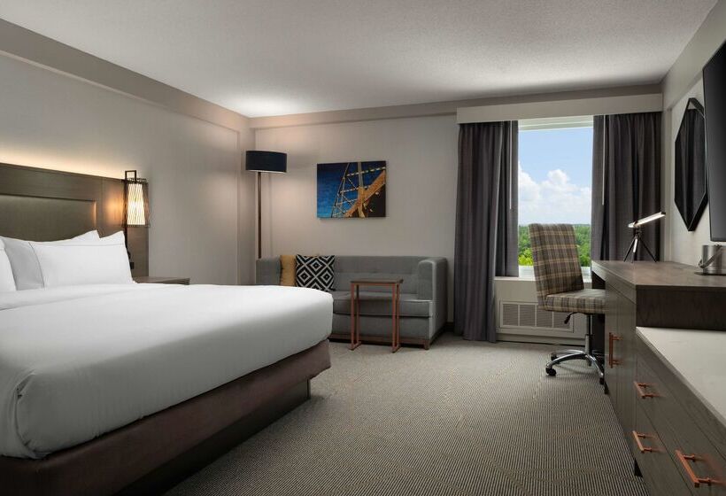 فندق Doubletree By Hilton Pittsburgh Airport