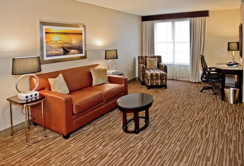 Отель Doubletree Raleigh Durham Airport At Research Triangle Park