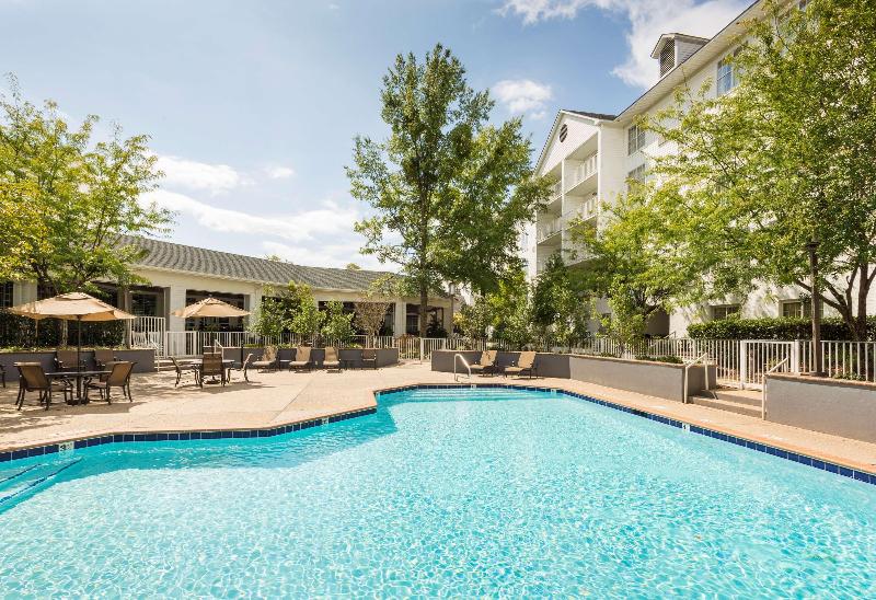 Отель Doubletree Raleigh Durham Airport At Research Triangle Park