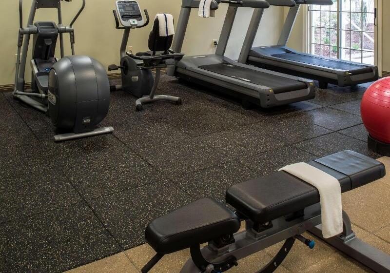 Отель Doubletree Raleigh Durham Airport At Research Triangle Park