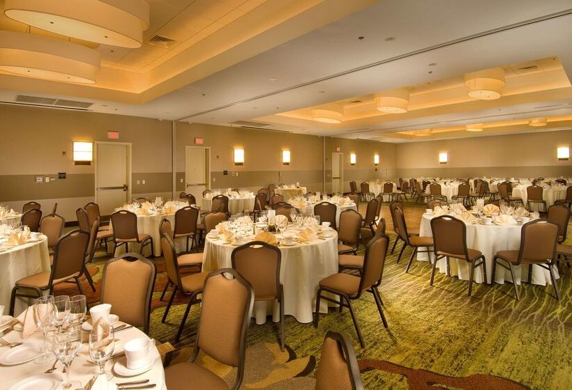 ホテル Doubletree By Hilton Sterling Dulles Airport