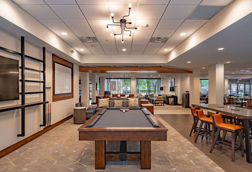 בית מלון כפרי Doubletree By Hilton Dallas   Farmers Branch