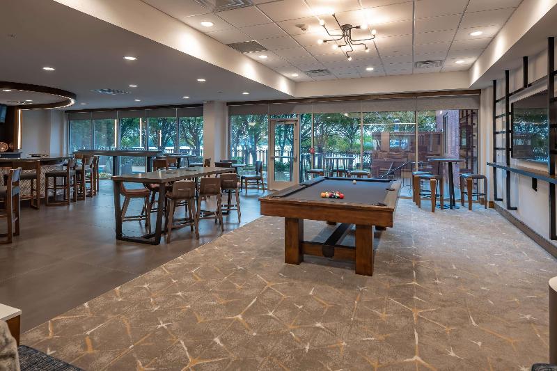 Отель Doubletree By Hilton Dallas   Farmers Branch