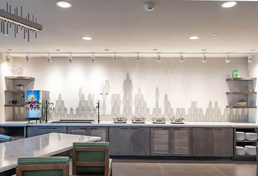 Отель Doubletree By Hilton Dallas   Farmers Branch