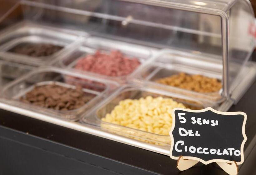 호텔 Edelweiss Riccione